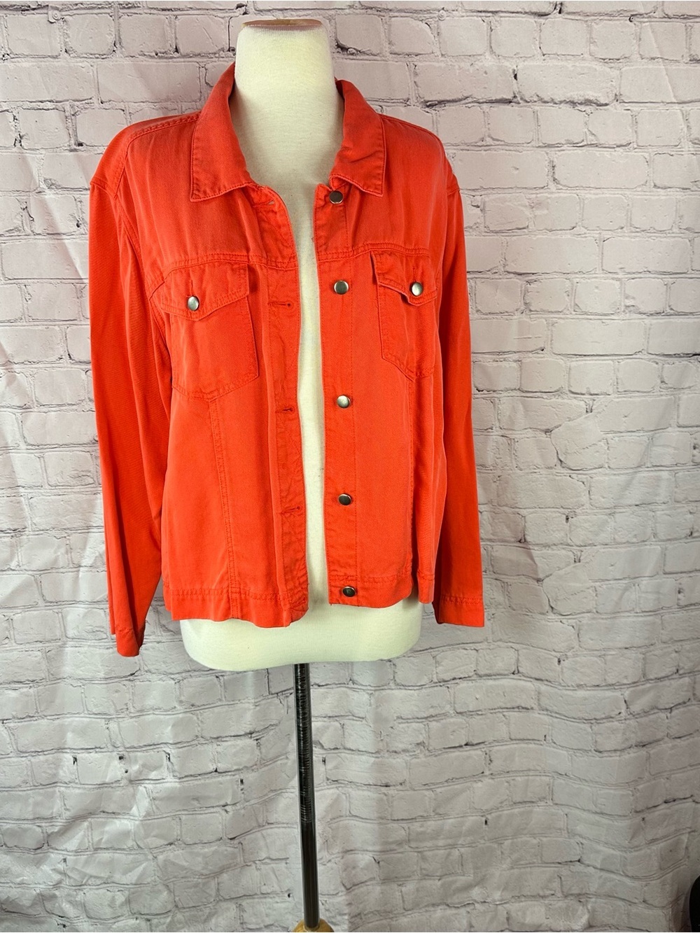 Coldwater Creek Coral orange tencel snap Jean Jacket women L layer denim style